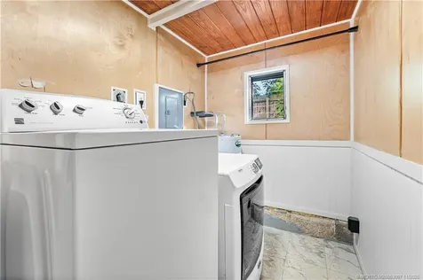 1395 NE Waveland Avenue Jensen Beach FL 34957