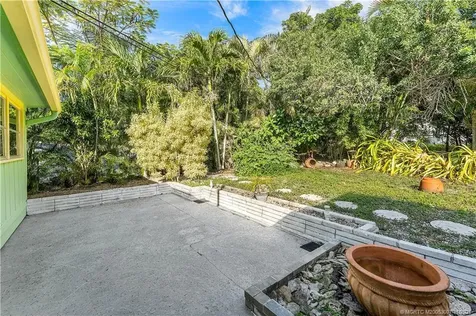 1395 NE Waveland Avenue Jensen Beach FL 34957