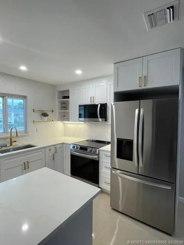 2501 Barkley Drive W West Palm Beach FL 33415