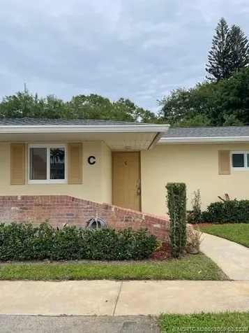 2501 Barkley Drive W West Palm Beach FL 33415