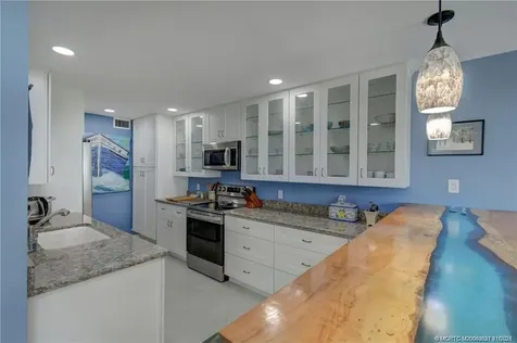 248 NE Edgewater Drive Stuart FL 34996