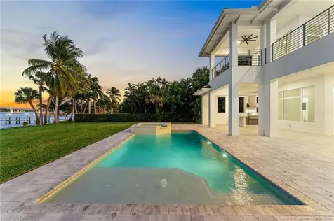 505 SE Saint Lucie Boulevard Stuart FL 34996