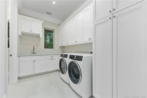 505 SE Saint Lucie Boulevard Stuart FL 34996