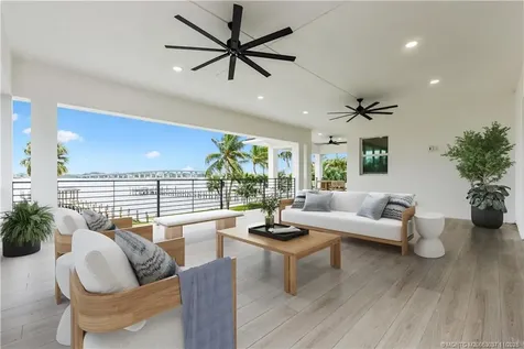 505 SE Saint Lucie Boulevard Stuart FL 34996