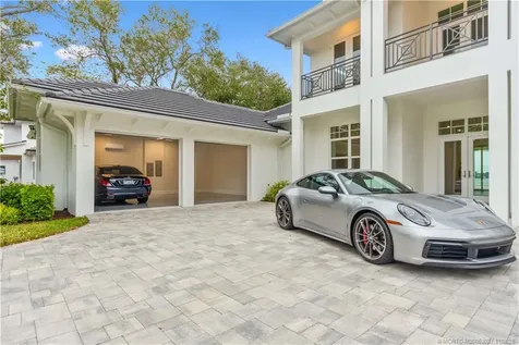 505 SE Saint Lucie Boulevard Stuart FL 34996