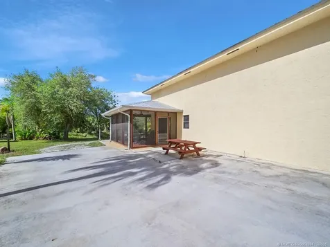 5601 SW Sunshine Farms Way Palm City FL 34990