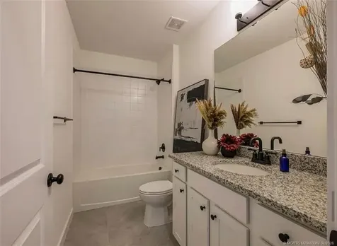 668 NE Waters Edge Lane Port St Lucie FL 34983