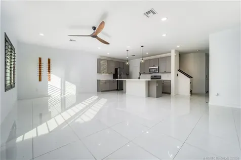 668 NE Waters Edge Lane Port St Lucie FL 34983