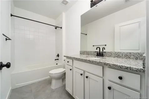 668 NE Waters Edge Lane Port St Lucie FL 34983