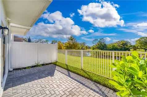 668 NE Waters Edge Lane Port St Lucie FL 34983