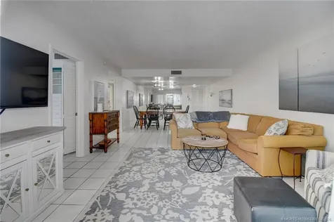 1701 Presidential Way West Palm Beach FL 33401