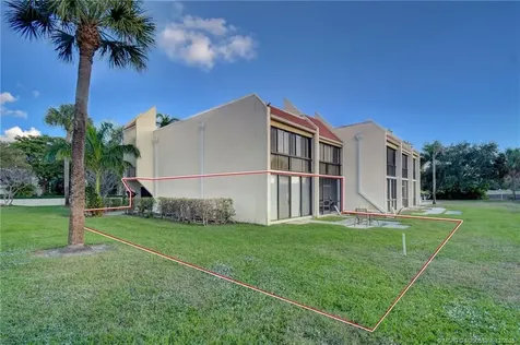 1701 Presidential Way West Palm Beach FL 33401
