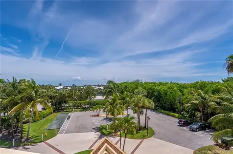 221 NE Plantation Road Stuart FL 34996