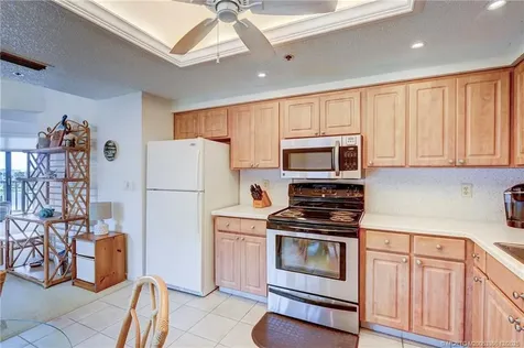 221 NE Plantation Road Stuart FL 34996