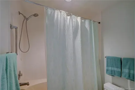 221 NE Plantation Road Stuart FL 34996