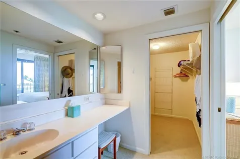 221 NE Plantation Road Stuart FL 34996