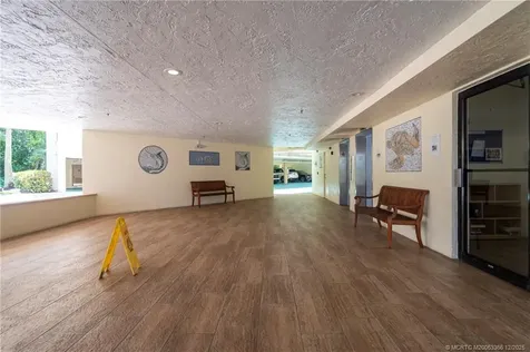 221 NE Plantation Road Stuart FL 34996