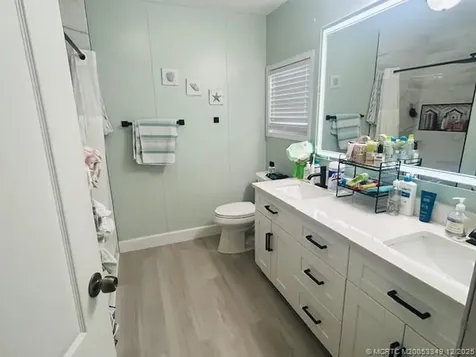 2555 Pga Boulevard Palm Beach Gardens FL 33410