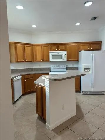 2401 SE Ruskin Drive Port St Lucie FL 34952