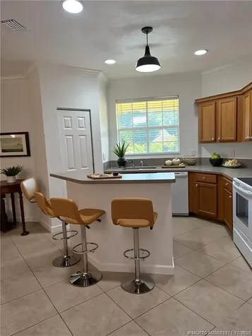 2401 SE Ruskin Drive Port St Lucie FL 34952