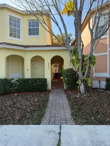 2401 SE Ruskin Drive Port St Lucie FL 34952