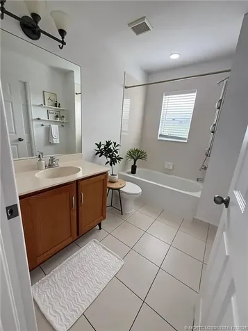 2401 SE Ruskin Drive Port St Lucie FL 34952