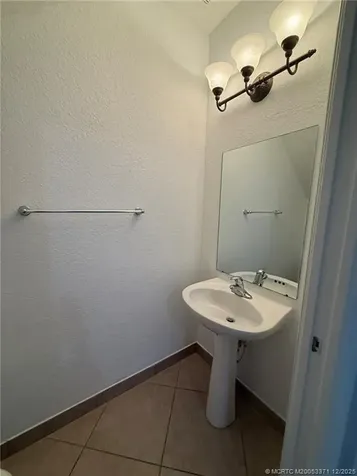 2401 SE Ruskin Drive Port St Lucie FL 34952