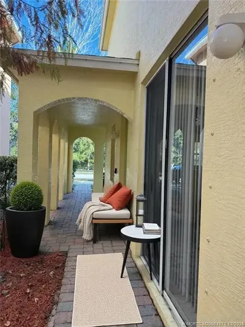 2401 SE Ruskin Drive Port St Lucie FL 34952