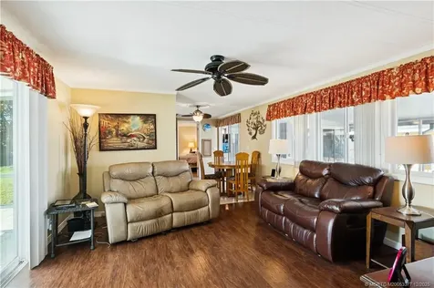 7398 SE Swan Avenue Hobe Sound FL 33455