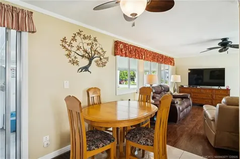 7398 SE Swan Avenue Hobe Sound FL 33455