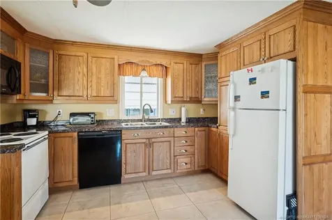 7398 SE Swan Avenue Hobe Sound FL 33455