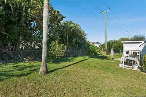 7398 SE Swan Avenue Hobe Sound FL 33455