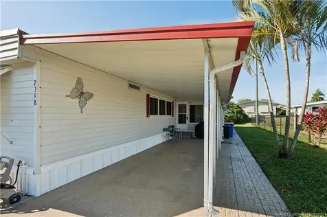 7398 SE Swan Avenue Hobe Sound FL 33455