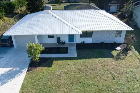 1425 SE Morrow Street Port St Lucie FL 34983