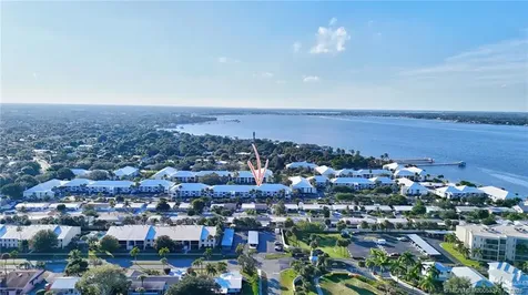 175 SE Saint Lucie Boulevard Stuart FL 34996