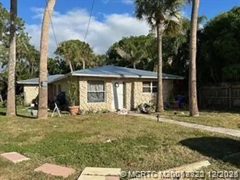3303 SE Jefferson Street Stuart FL 34997