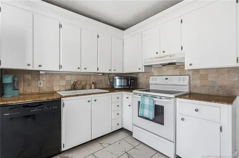 5802 SE Riverboat Drive Stuart FL 34997