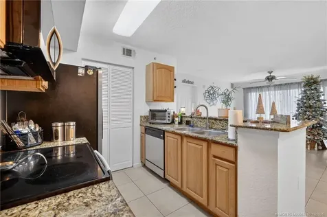 221 SW Palm Drive Port St Lucie FL 34986