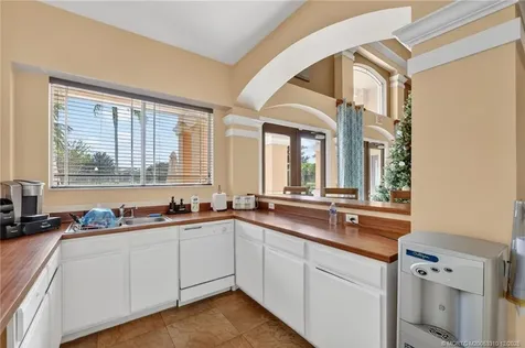 221 SW Palm Drive Port St Lucie FL 34986