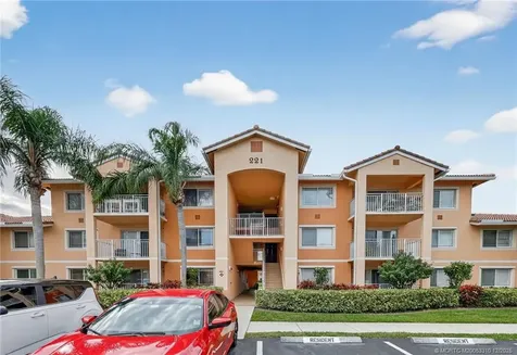 221 SW Palm Drive Port St Lucie FL 34986
