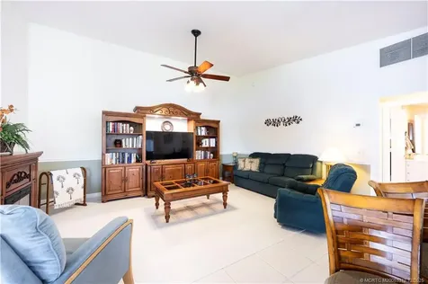 9293 SE Hawks Nest Court Hobe Sound FL 33455