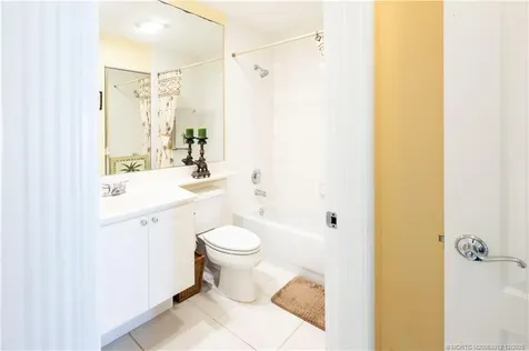 9293 SE Hawks Nest Court Hobe Sound FL 33455