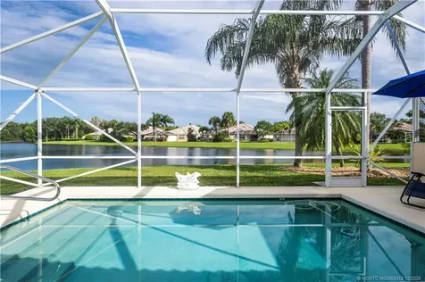 9293 SE Hawks Nest Court Hobe Sound FL 33455