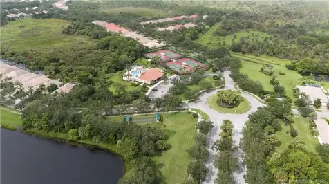 9293 SE Hawks Nest Court Hobe Sound FL 33455