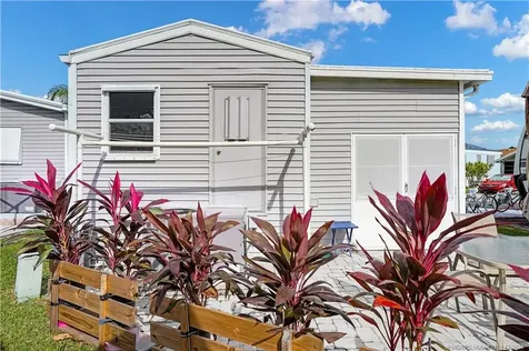 587 Nettles Boulevard Jensen Beach FL 34957