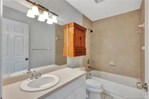 252 NW Lincoln Avenue Port St Lucie FL 34983