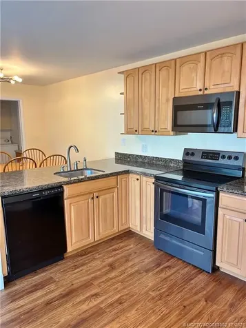 2902 SW Lakemont Place Palm City FL 34990