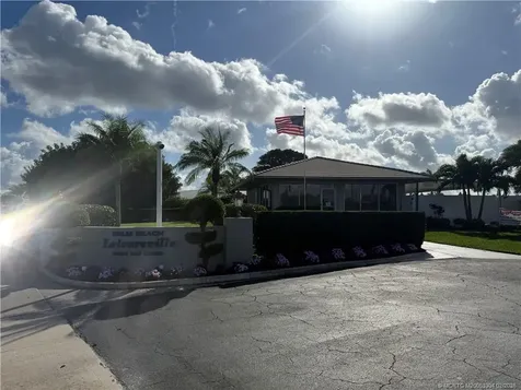 300 SW Golfview Terrace Boynton Beach FL 33426