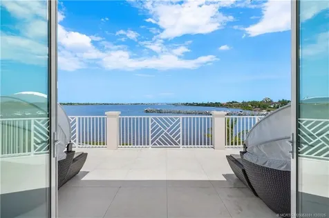 2842 SW Rivers End Way Palm City FL 34990