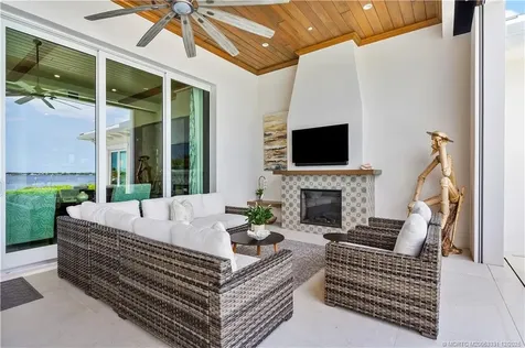 2842 SW Rivers End Way Palm City FL 34990